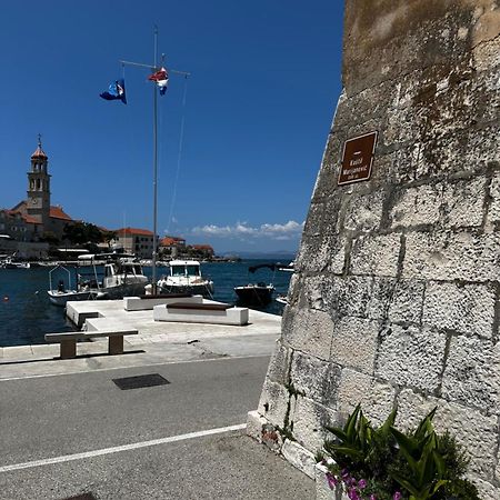 Castel Nonna Franka Apartment Sutivan Bagian luar foto