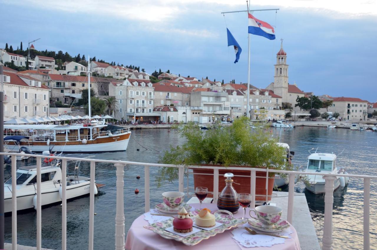Castel Nonna Franka Apartment Sutivan Bagian luar foto