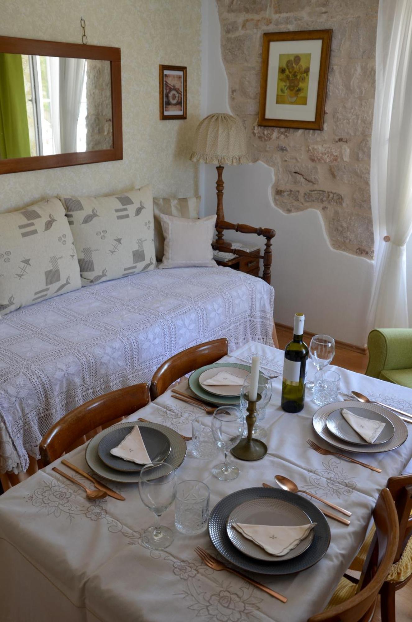 Castel Nonna Franka Apartment Sutivan Bagian luar foto
